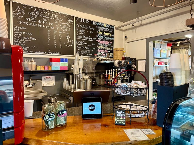 A Coffee Menu That Earns Its Reputation