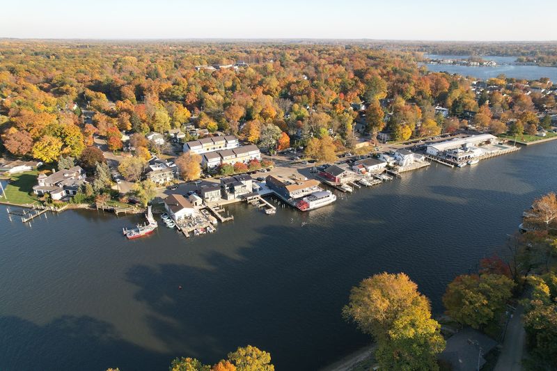 Saugatuck's Art Scene, Shops, and Local Flavor