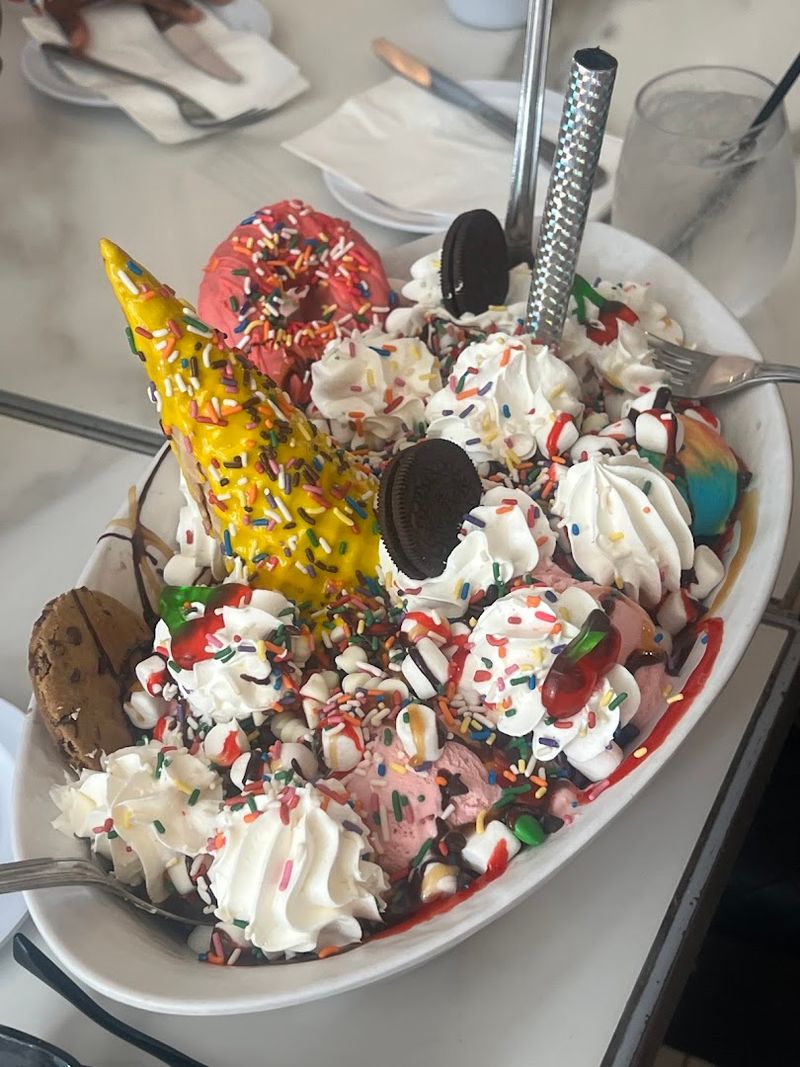 The King Kong sundae is a group project