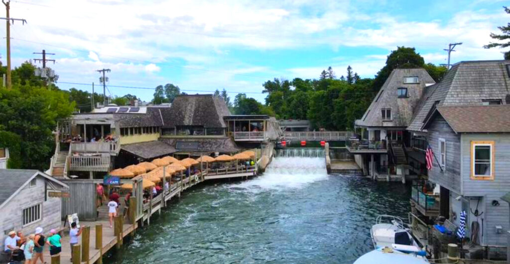 These Historic Fishing Shanties on Lake Michigan Look Frozen in Time