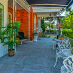 This 1860s Michigan Farmhouse Has 224 Perfect Reviews – Wait Until You See the Breakfast Spread