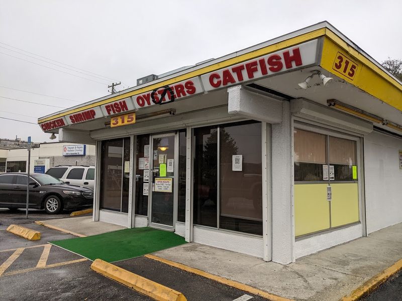 A Former Gas Station With a Legendary Story