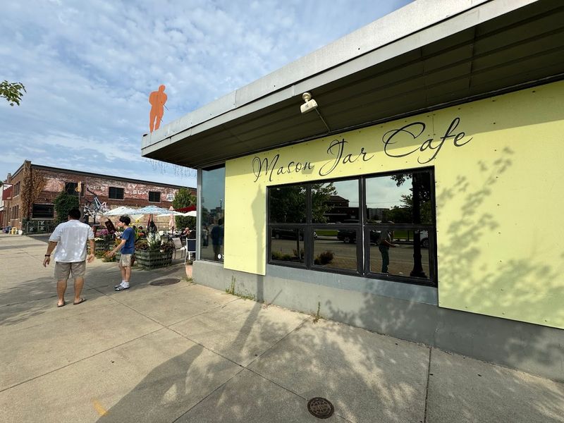 Where to Find This Breakfast Landmark