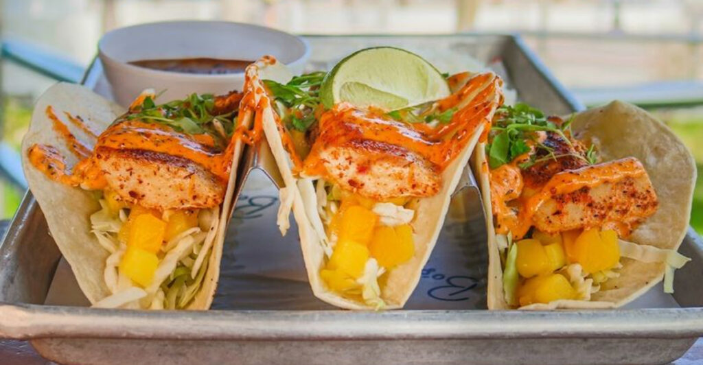 This Breezy Fort Lauderdale Beachfront Spot Is Where Ocean Views and Fresh Seafood Steal the Show
