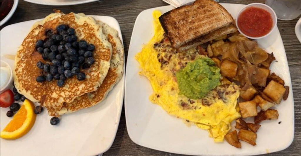 This Bright Port St. Lucie Café Is a Dream for Fresh Breakfast and Lunch