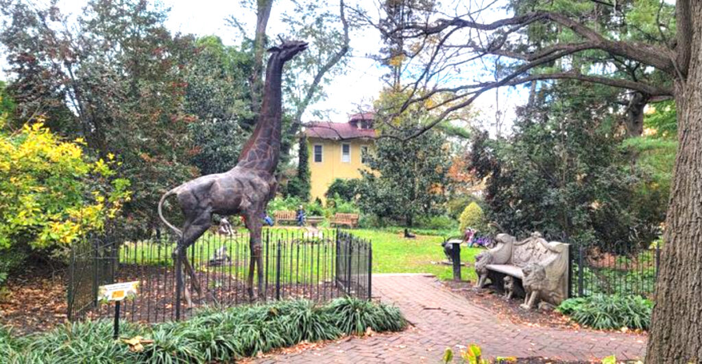 This Cage-Free Outdoor “Zoo” Is Packed With Adorable Picture-Perfect Bronze Animals