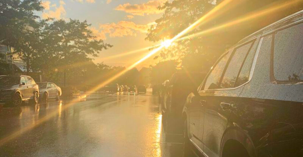 This Charming Lake Michigan Town Has Gaslight Streets and Million-Dollar Views