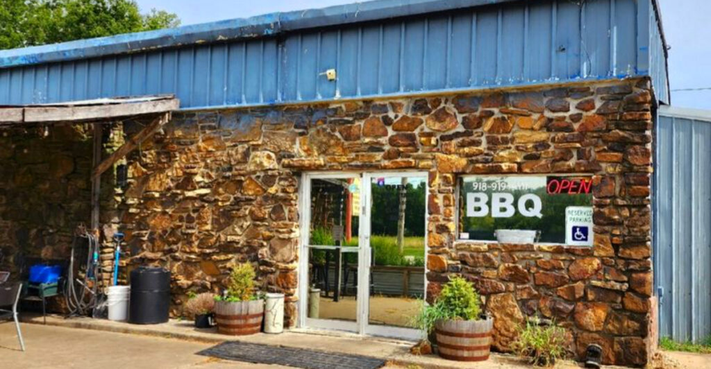This Converted Oklahoma Gas Station Is a Can’t-Miss BBQ Destination