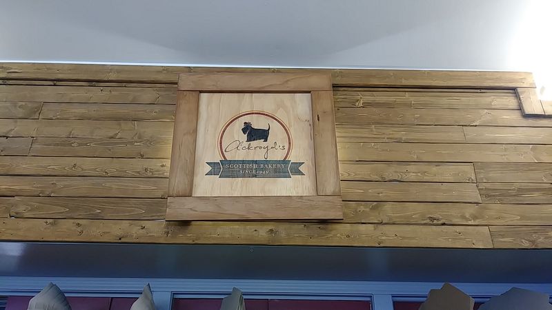 A Redford Address With a Transatlantic Soul