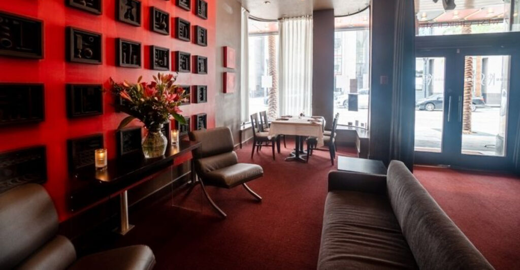 This Downtown Orlando Chophouse Is a Go-To for Prime Steaks, Upscale Dining, and Timeless Elegance