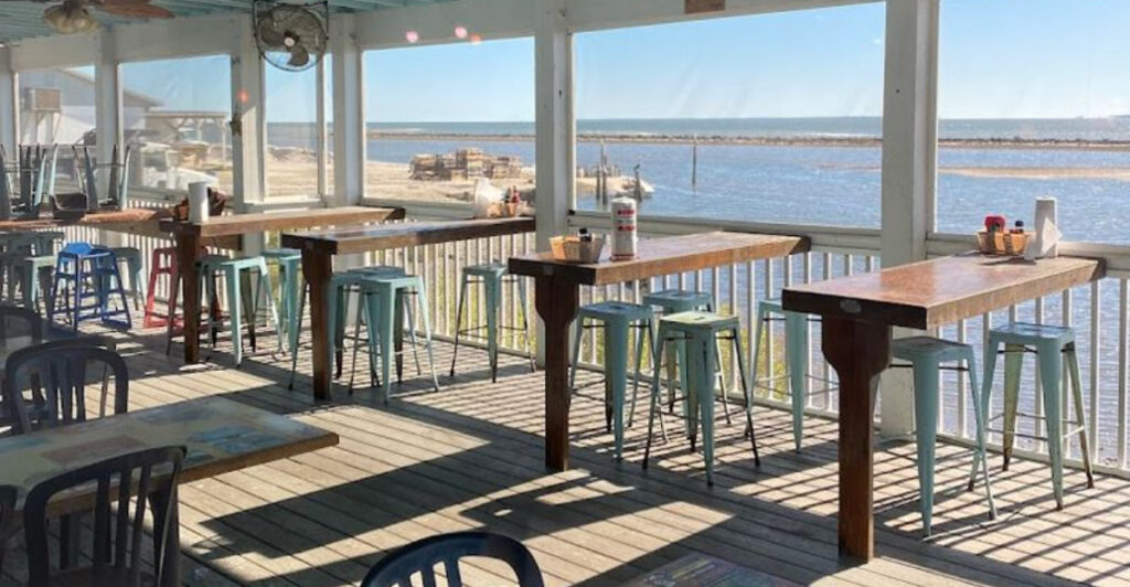 This Eastpoint Seafood Spot Is a Local Favorite for Fresh Gulf Catch and No-Frills Coastal Flavor