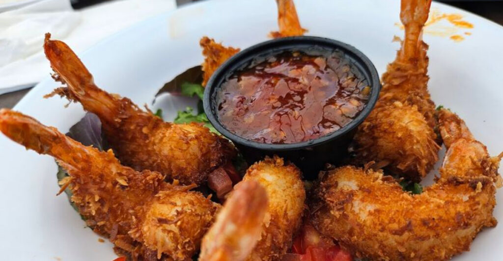 This Flagler Beach Oceanfront Spot Is a Go-To for Fresh Seafood, Live Music, and Laid-Back Coastal Views