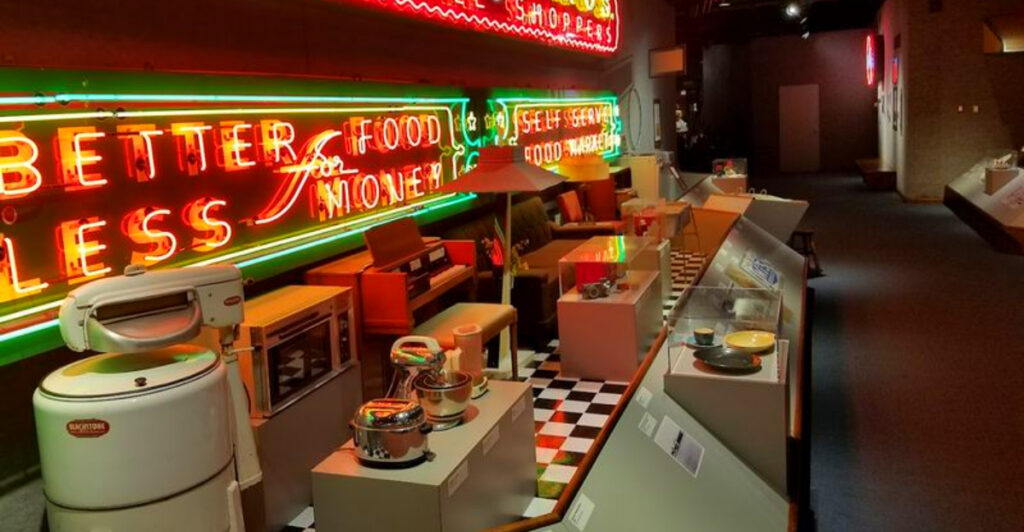 This Flint Museum Blends Classic Cars, Science, and Hands-On Fun