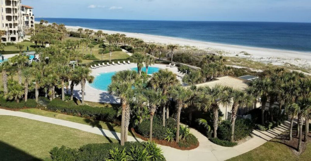 This Florida Island Blends Southern Charm With Sunny Coastal Beauty