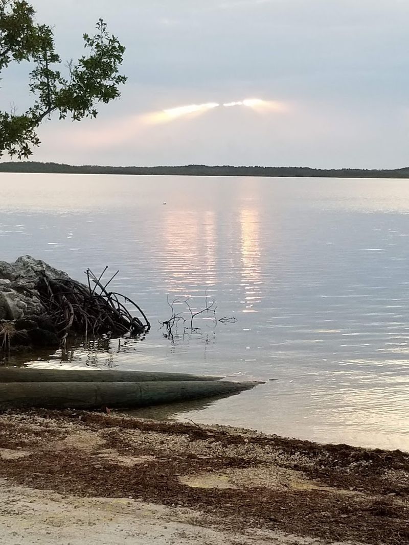 Where Exactly This Underwater Hotel Sits