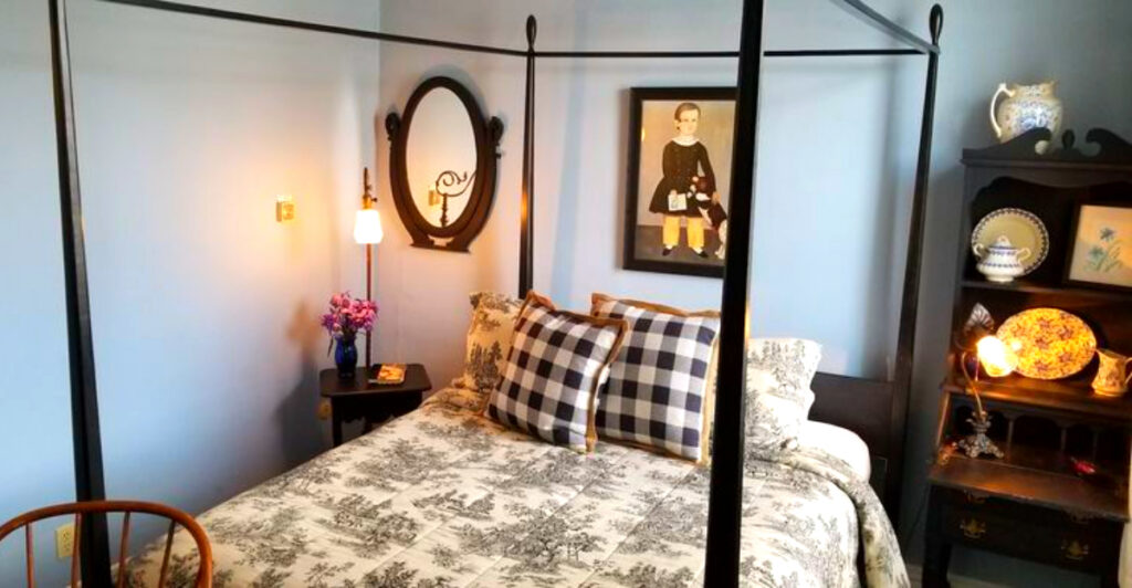 This Historic Michigan Hotel Has Been Hosting Guests Since the 1800s