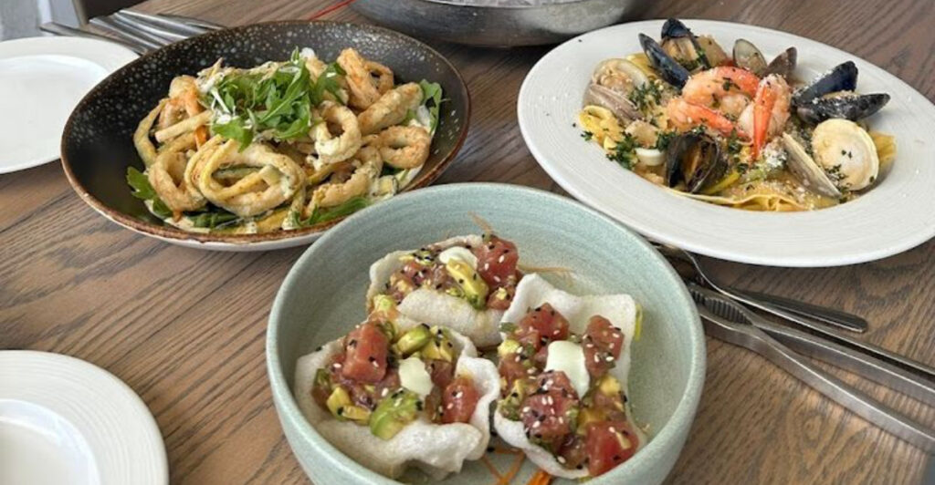 This Hollywood Waterfront Restaurant Serves Fresh Seafood With Stunning Intracoastal Views