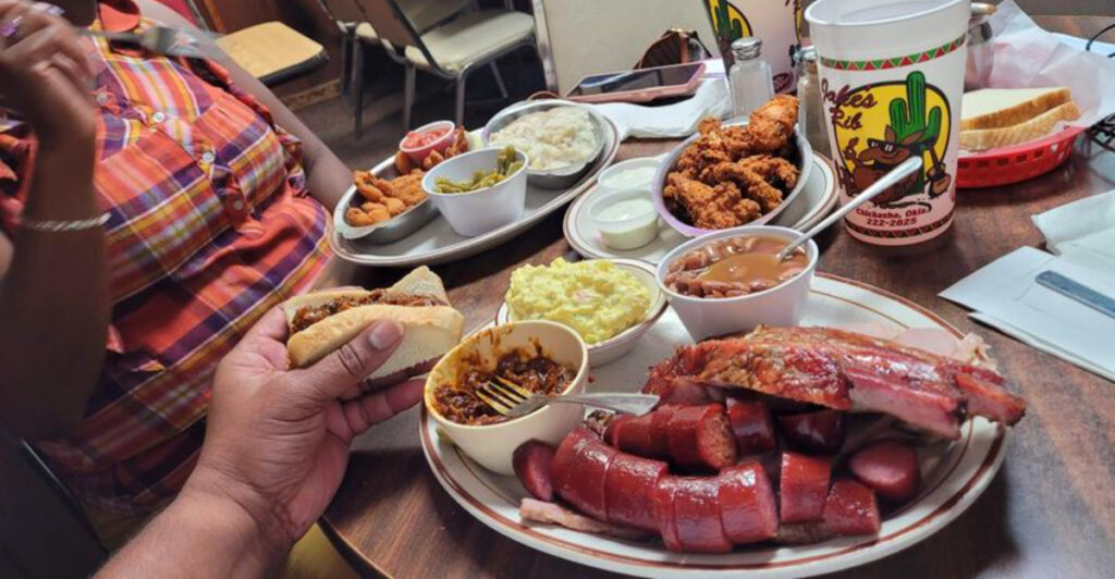 This Humble Oklahoma Joint Is Famous for Its Fall-Off-the-Bone Ribs