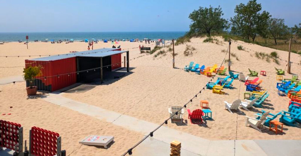 This Lake Michigan Beach Feels Like a Hidden Midwest Vacation Spot – With Dunes, Sunsets, and Endless Shoreline