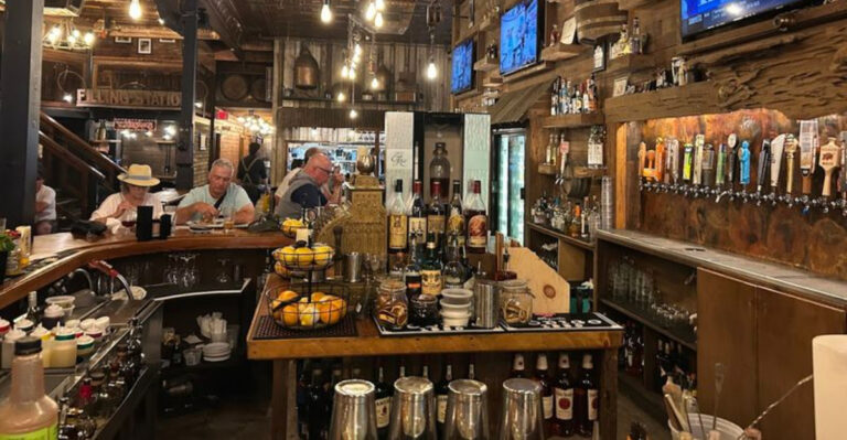 This Lively St. Augustine Spot Blends Craft Cocktails, Live Music, and a Speakeasy Vibe You Didn’t Know You Needed