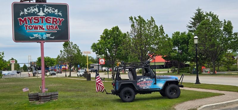 Welcome to Mystery Town, USA