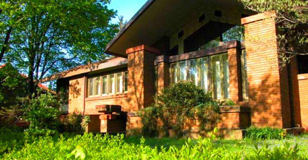 This Michigan Home Might Be Frank Lloyd Wright’s Most Beautiful Restoration