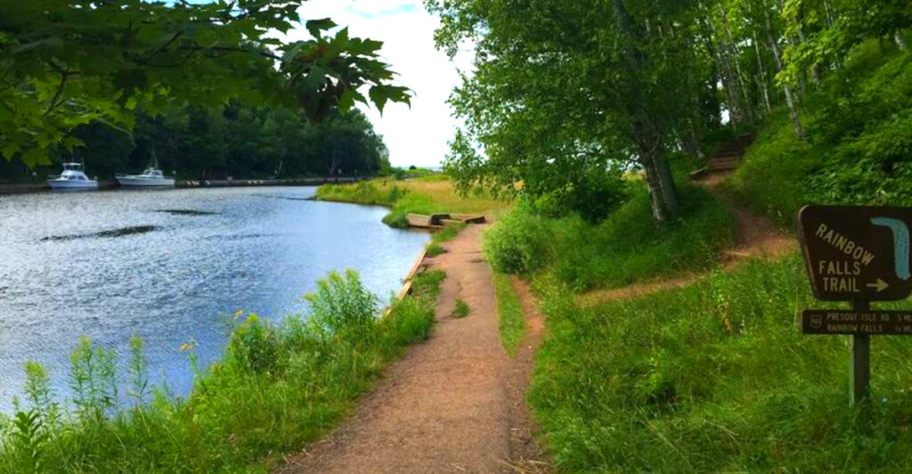 This Michigan Trail Follows the Edge of Three Great Lakes