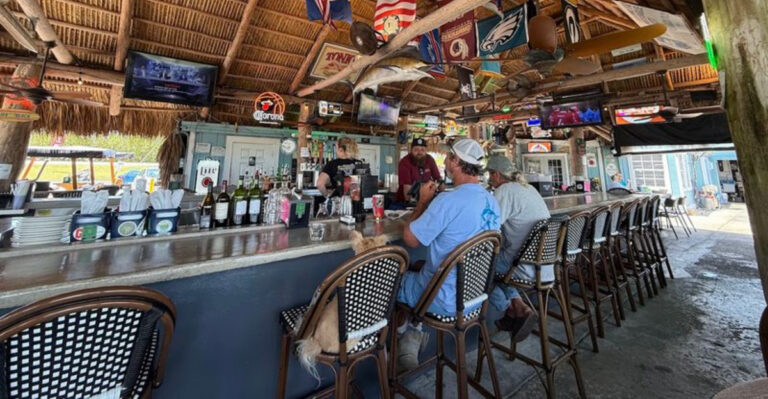 This No-Frills Seafood Shack in Summerland Key Is Where Locals Go for the Freshest Catch and Sunset Vibes