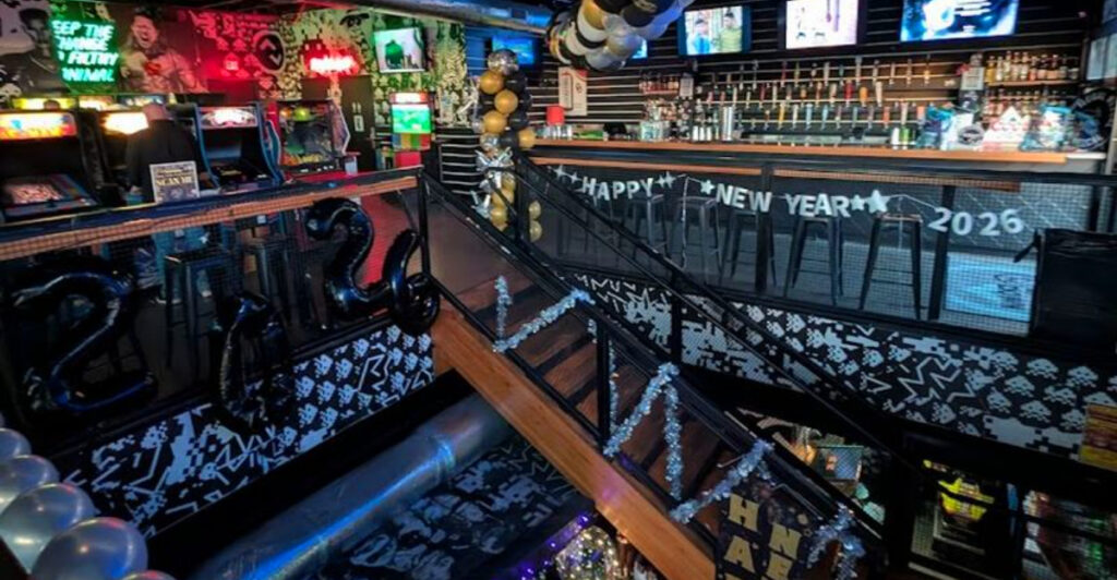 This Oklahoma Bar Feels Like a 90s Arcade With Pizza and Craft Beer