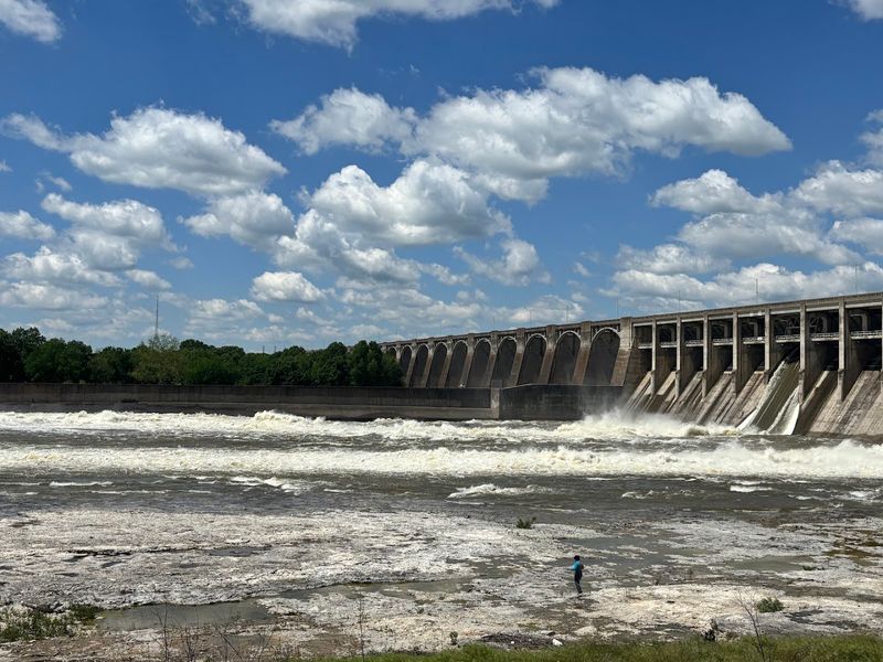 Where the Lake Begins: Location and Overview