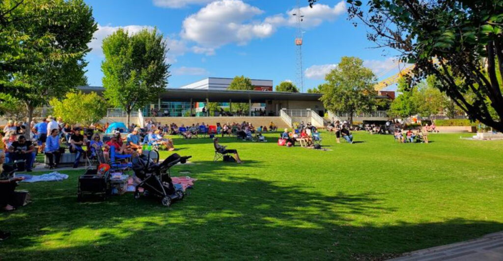 This Oklahoma Park Feels Like a Green Oasis in the Middle of the City
