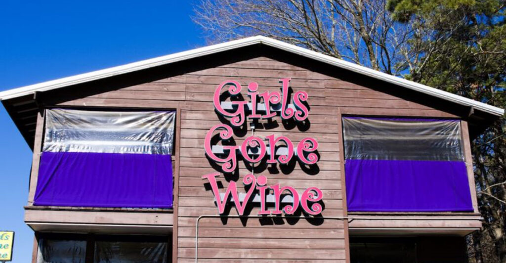 This Oklahoma Winery Serves Sweet Wines, Free Tastings, and a Whole Lot of Fun