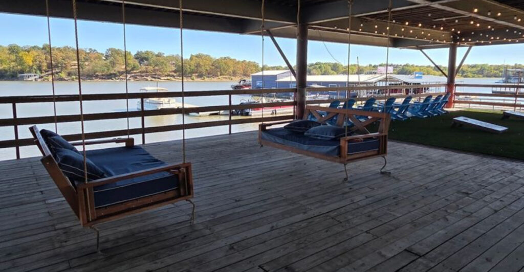 This One-of-a-Kind Oklahoma Restaurant Serves the Freshest Fried Catfish Around