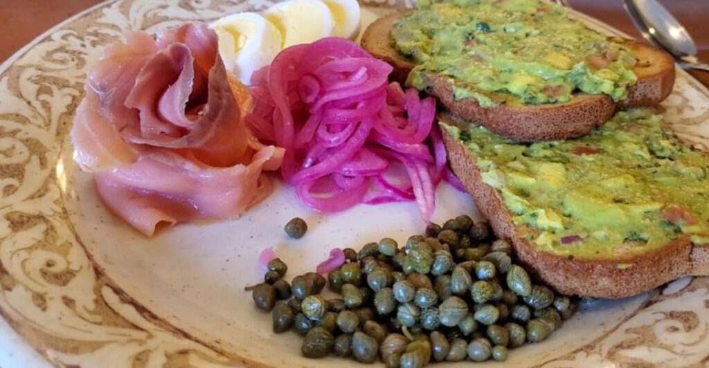 This Pensacola Cafe Is the Kind of Breakfast Spot Worth Waking Up Early For