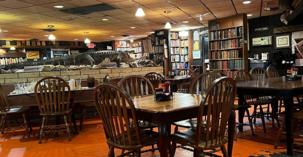 This Remote Florida Steakhouse Is Miles From Anywhere but Worth the Drive