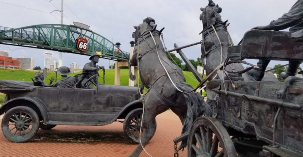 This Route 66 Plaza in Oklahoma Has a Massive “East Meets West” Statue