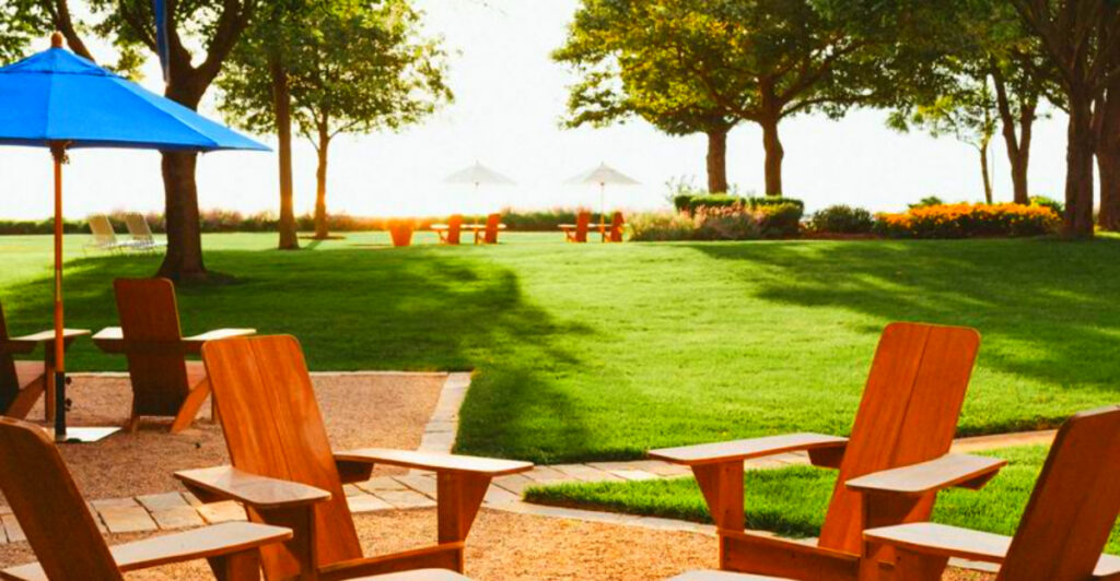 This Saugatuck Stay Puts You Steps from One of Michigan’s Best Beaches
