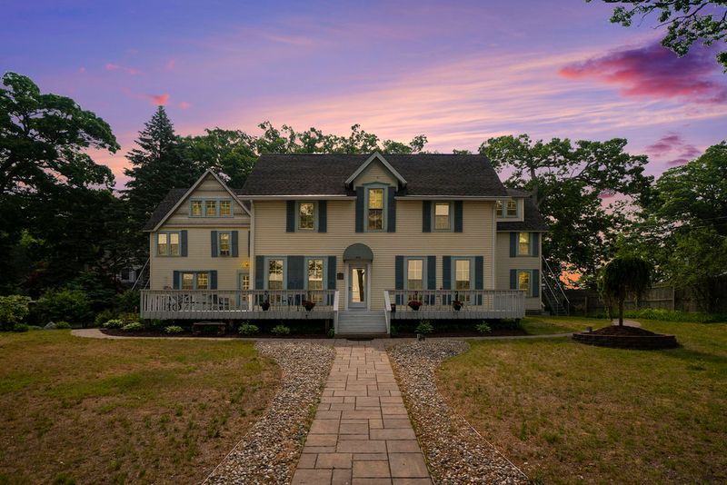 A Historic Home With an Artistic Heart