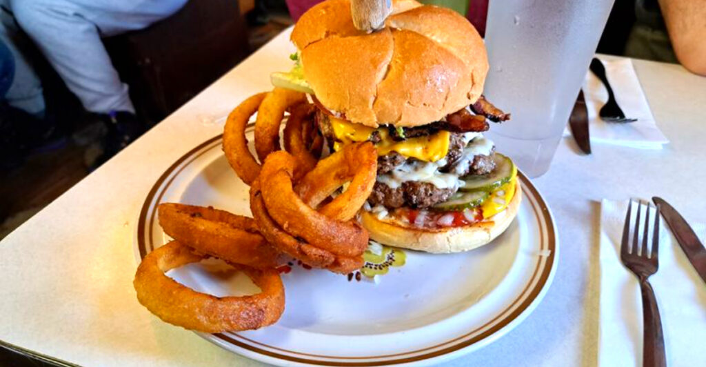 This Tiny Michigan Burger Joint Serves a Double Bacon Cheeseburger Worth the Trip