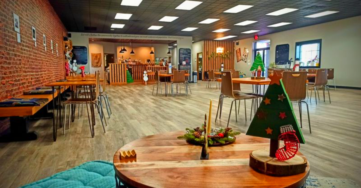 This Tiny Michigan Café Has a 4.8-Star Following and Locals Swear It’s the Coziest Spot Around