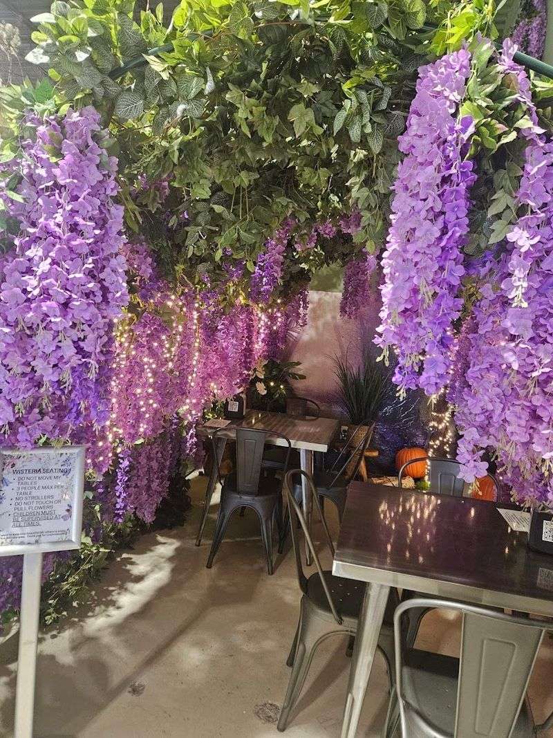 Where to Find Hens and Honey Shoppe