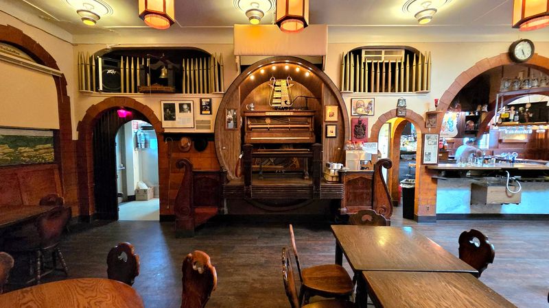 The Bavarian Lodge Atmosphere You Did Not Expect to Find in Michigan