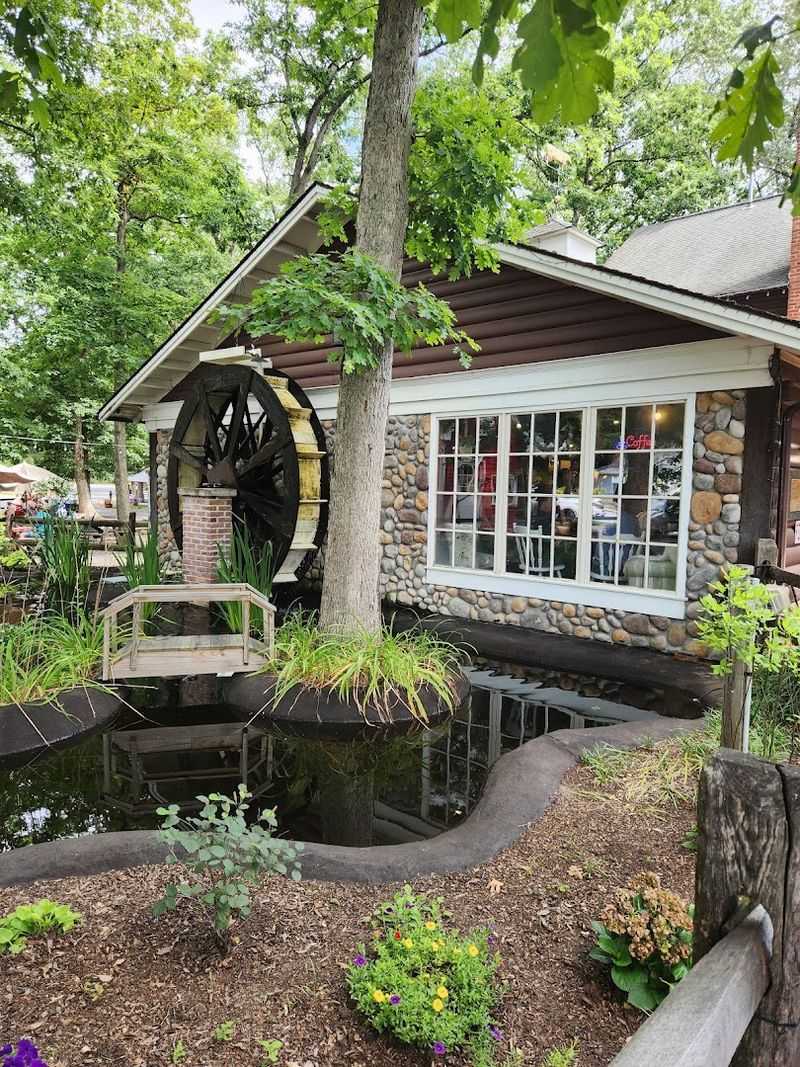 A Neighborhood Worth Exploring on Foot