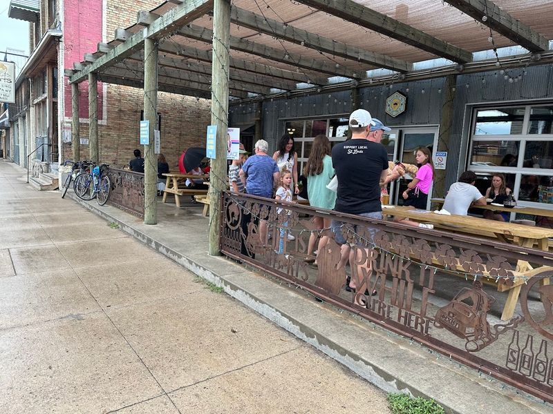 The garden across the street changes the mood