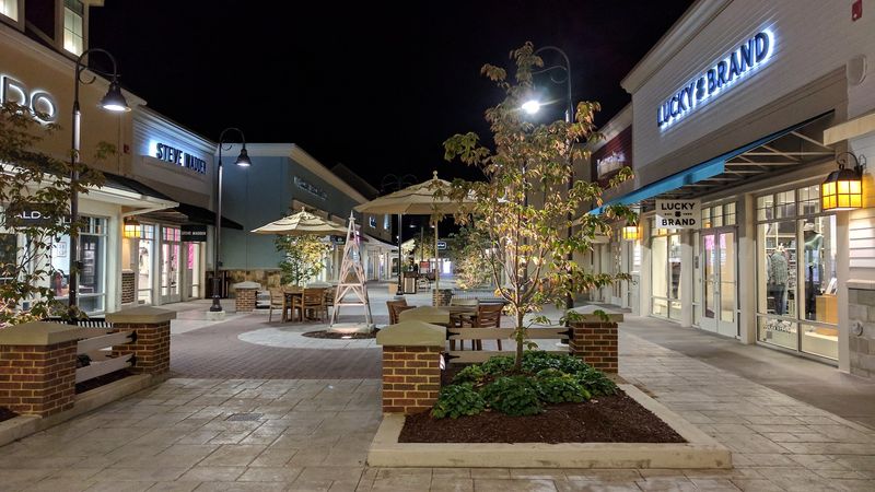 Why This Outlet Keeps Drawing People Back