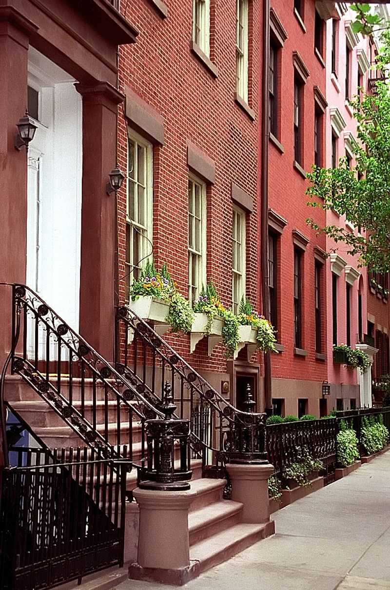 New York City, New York – Washington Square North