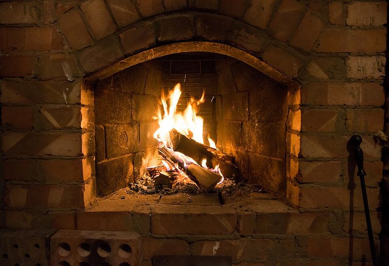 Using Fireplaces Without Proper Ventilation