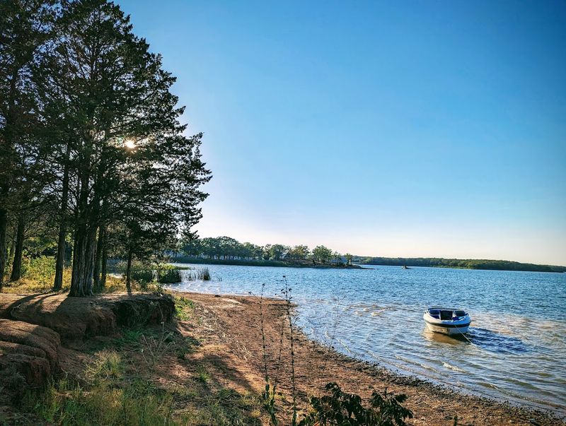 Camping Options: From Waterfront Sites to Full Hookups