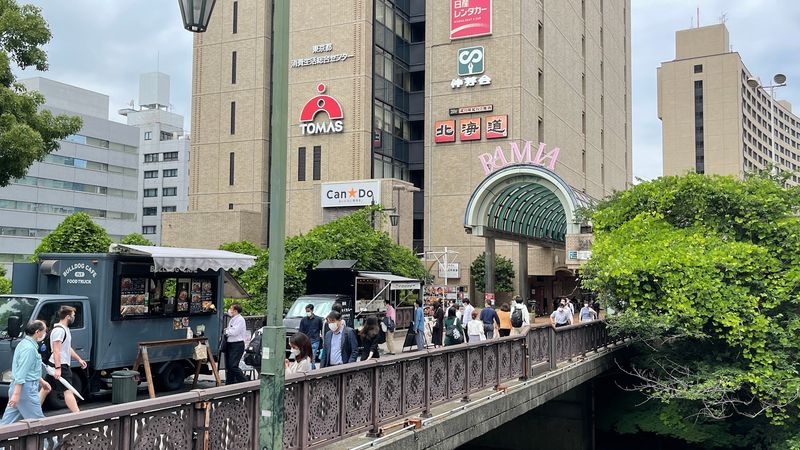Kagurazaka Backstreets: Cobblestones, Quiet Lanes, and Geisha Vibes