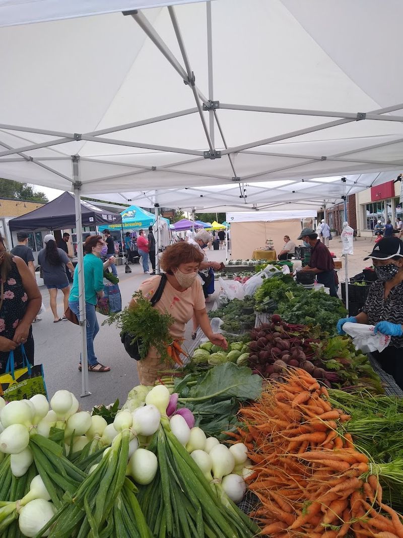 Why This Market Keeps Drawing People Back